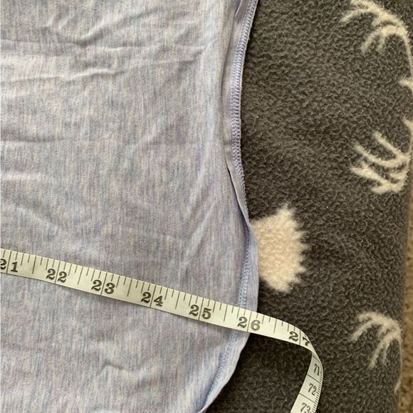 Lululemon all tied up light blue tank size 2 - Picture 6 of 7